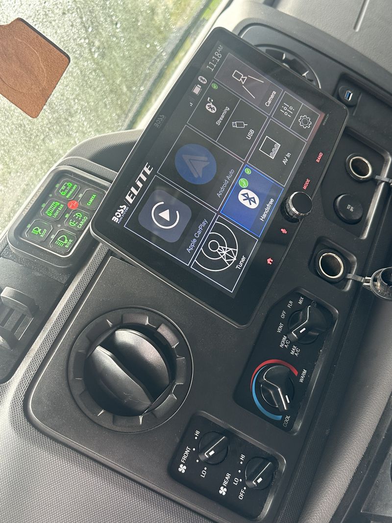 Picture 3/6 of a 2014 Econoline 4x4 for sale in Minot, North Dakota