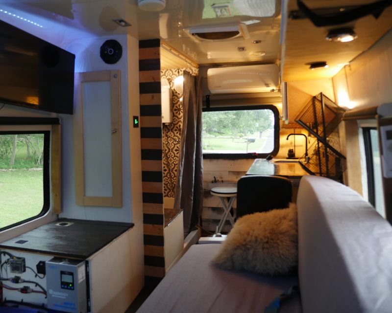 Picture 3/13 of a 1997 Ford Econoline Shuttlebus Conversion for sale in Austin, Texas