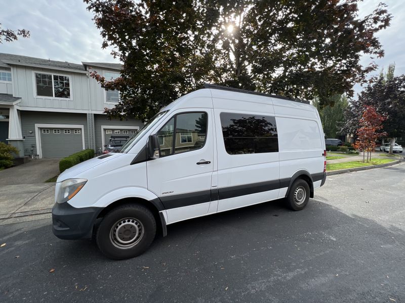 Picture 5/16 of a 2014 Mercedes-Benz Sprinter Campervan for sale in Hillsboro, Oregon