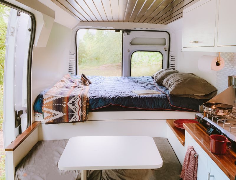 Picture 3/30 of a Luxury Promaster Campervan for sale in Cincinnati, Ohio