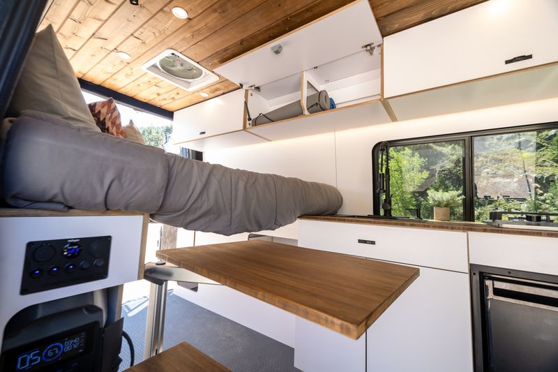 Picture 4/11 of a 2018 Mercedes Sprinter for sale in Fort Lupton, Colorado