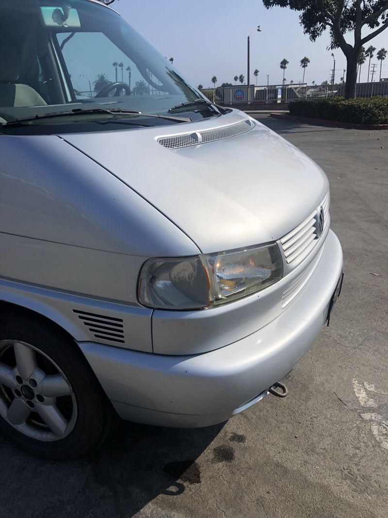 Picture 3/19 of a 2002 Volkswagen Eurovan MV for sale in Newport Beach, California