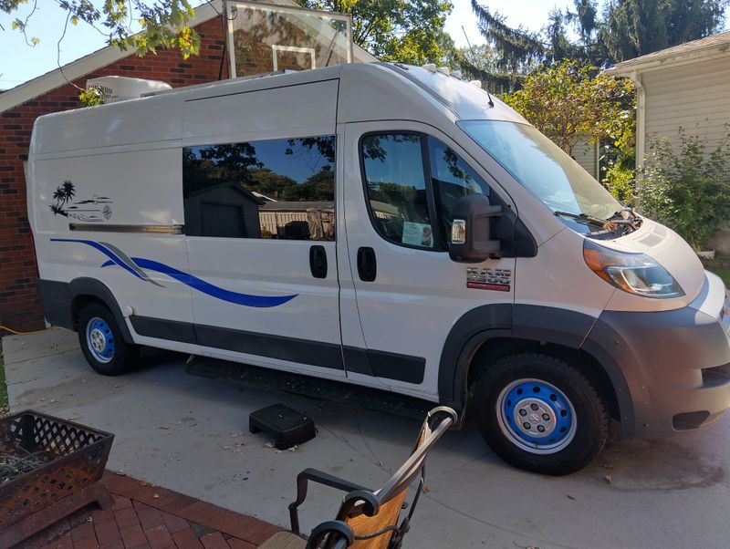Picture 1/14 of a 2014 Dodge Ram Promaster High Roof for sale in Akron, Ohio