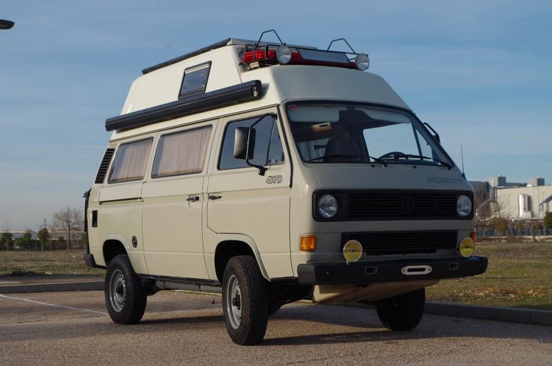 Picture 2/15 of a 1989 VW T3 Syncro 4x4 TDI High-Top Camper for sale in Los Angeles, California