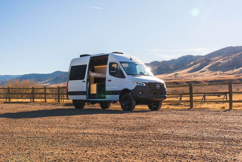Picture 1/34 of a 2026 Geotrek Flatiron Sprinter 144 AWD for sale in Boulder, Colorado