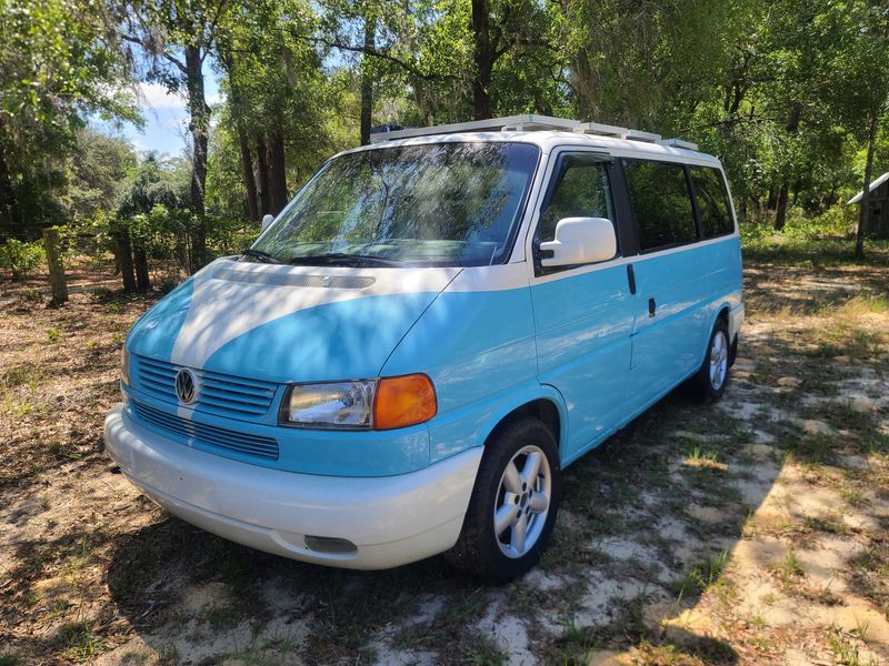 Picture 1/19 of a 2001 VW Eurovan 'Off Grid' custom camper for sale in Apopka, Florida