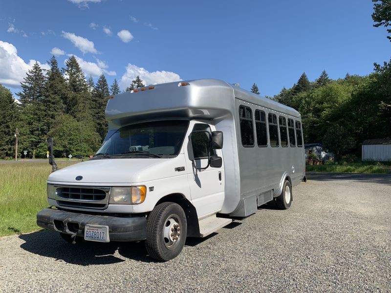 Picture 2/13 of a 2001 Ford E-450 Diesel Converted Skoolie! for sale in Clackamas, Oregon