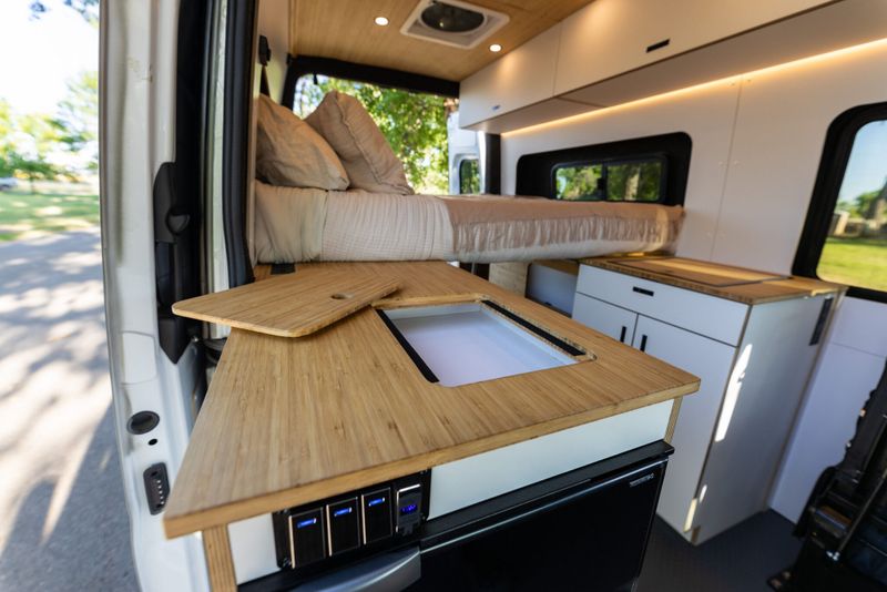 Picture 3/10 of a 2022 Geotrek Convoy – Mercedes Sprinter 144 (LOW MILES) for sale in Fort Lupton, Colorado