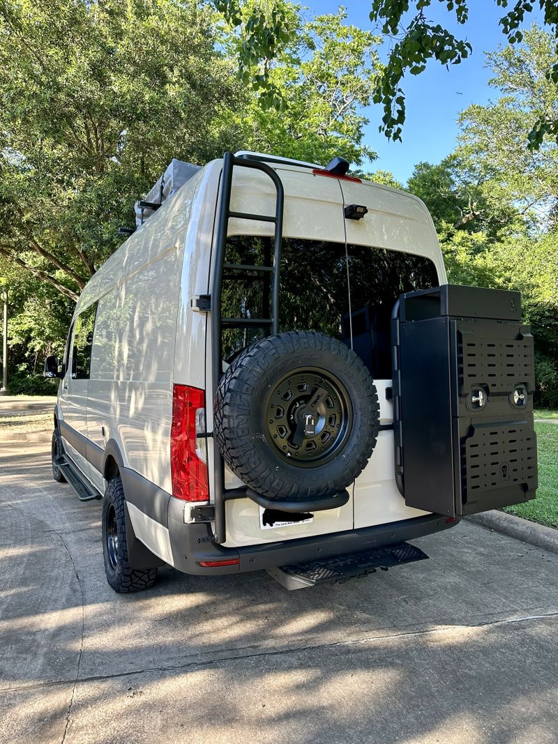 Picture 2/18 of a 2023 Mercedes Benz Sprinter 170” AWD for sale in Katy, Texas