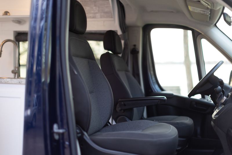 Picture 5/15 of a 2016 Ram Promaster 2500 for sale in Alexandria, Minnesota