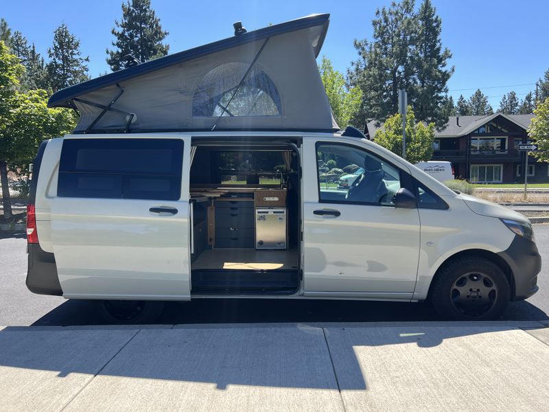 Picture 1/33 of a 2019 Mercedes Benz Metris Camper Van for sale in Bend, Oregon