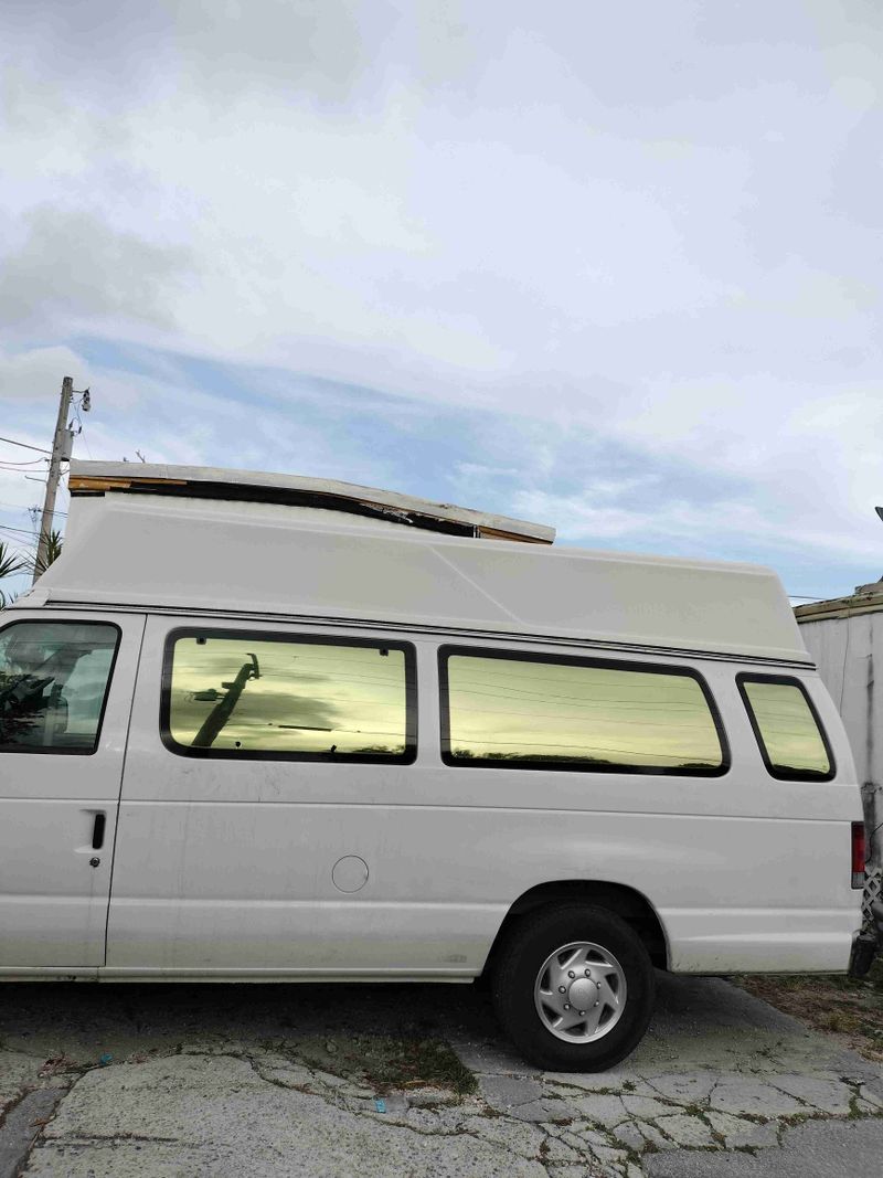 Picture 1/12 of a High-top 2006 ecoline Ford van extended for sale in Miami, Florida