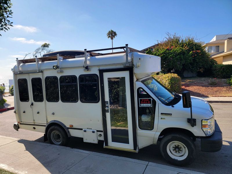 Picture 5/40 of a 2016 Ford E350 V8  Shuttle for sale in San Diego, California