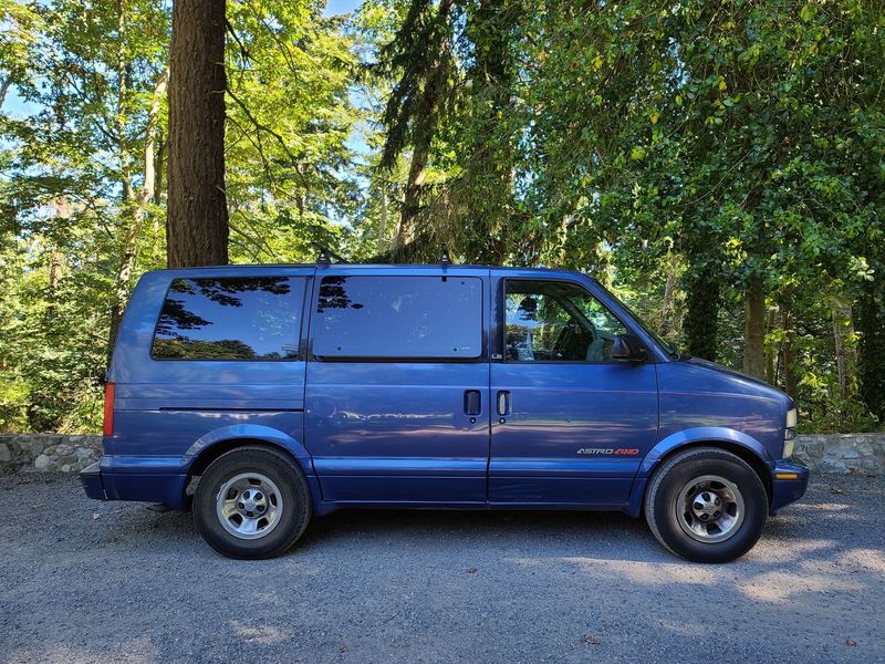 Picture 4/15 of a '97 AWD Chevy Astro Camper Van, 154k miles, NEW TRANSMISSION for sale in Phoenix, Arizona