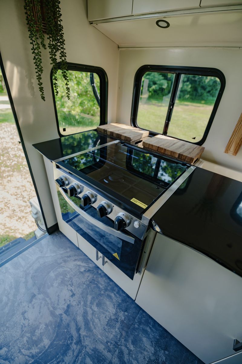 Picture 5/25 of a Hotshot Crew Carrier -> Luxury Off-Grid Overlander for sale in Iselin, New Jersey