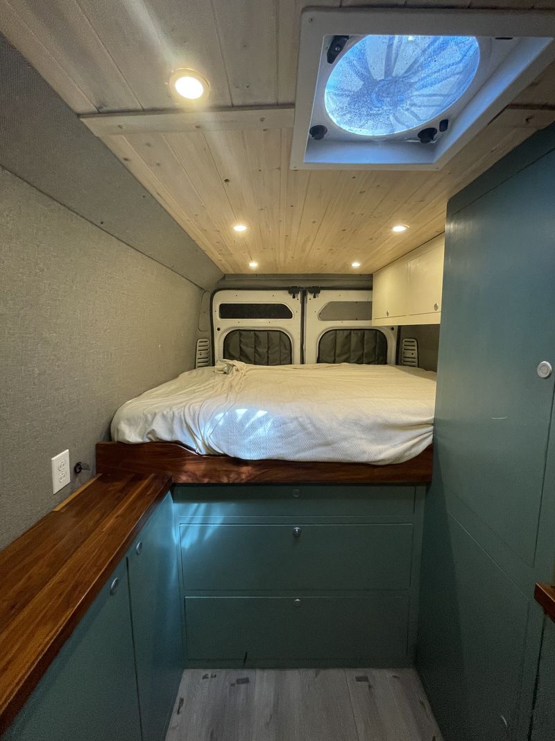 Picture 4/10 of a 2014 Promaster 2500 for sale in Seattle, Washington