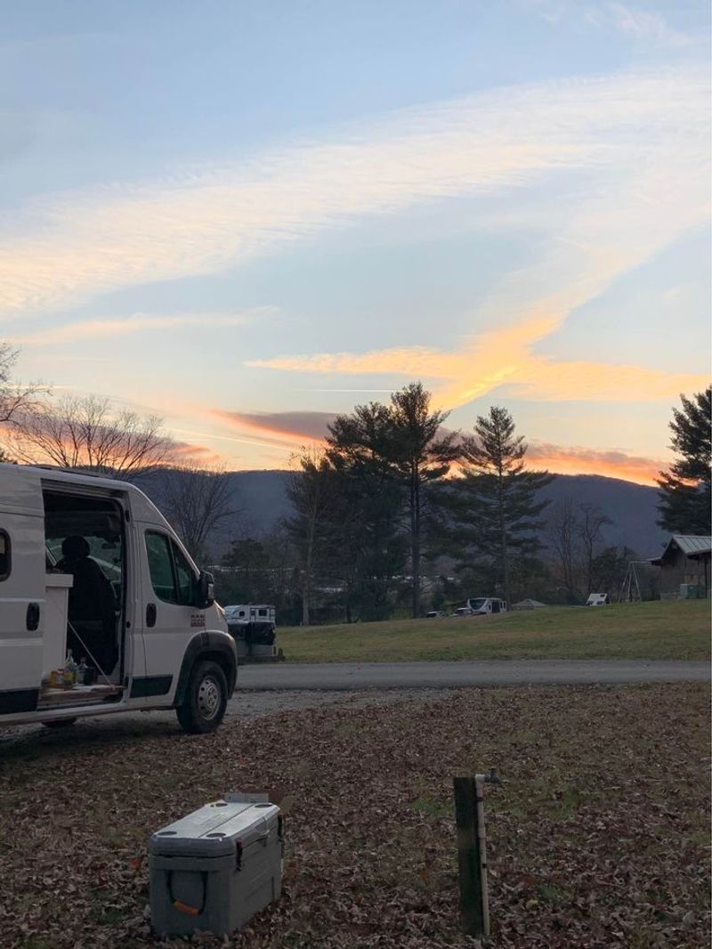 Picture 1/19 of a 2019 Ram Promaster 1500 High Roof Van 3D for sale in Tampa, Florida