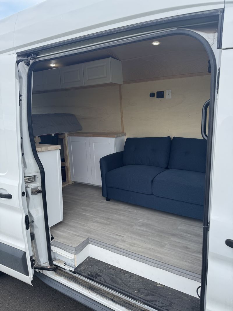 Picture 3/19 of a Ford Transit Entry Level 148 Extended for sale in Hood River, Oregon