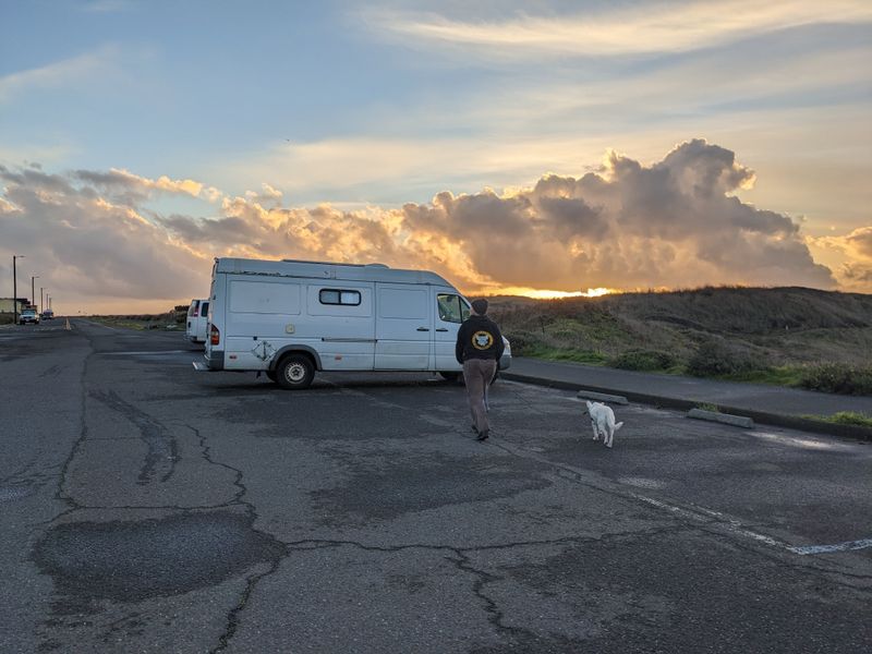 Picture 1/21 of a 2006 2500 Sprinter Camper Van for sale in Seattle, Washington