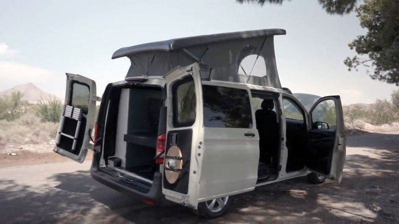 Picture 3/13 of a 2022 MERCEDES-BENZ METRIS - CAMPERVAN for sale in Torrance, California