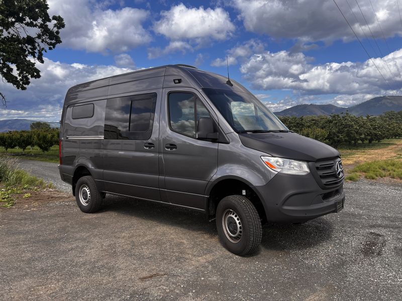 Picture 1/23 of a 144 Sprinter AWD - Vanlife Collective MOD for sale in Hood River, Oregon
