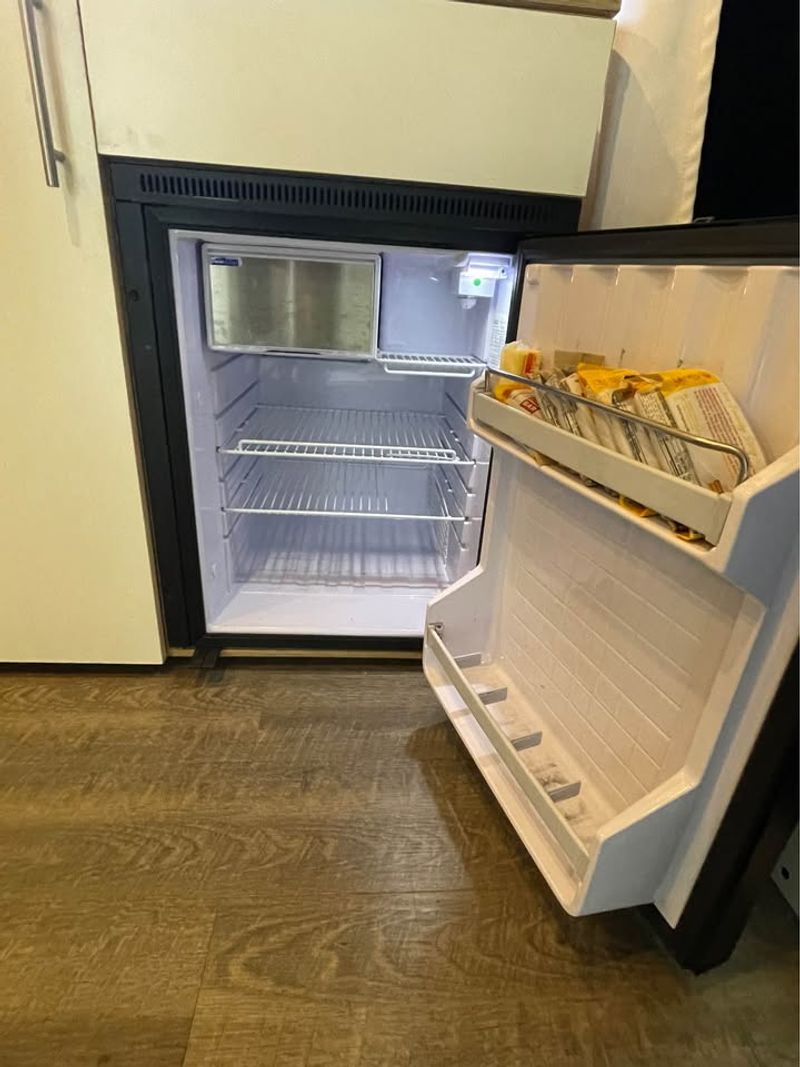 Picture 3/18 of a 2015 Dodge Ram Promaster for sale in Denver, Colorado