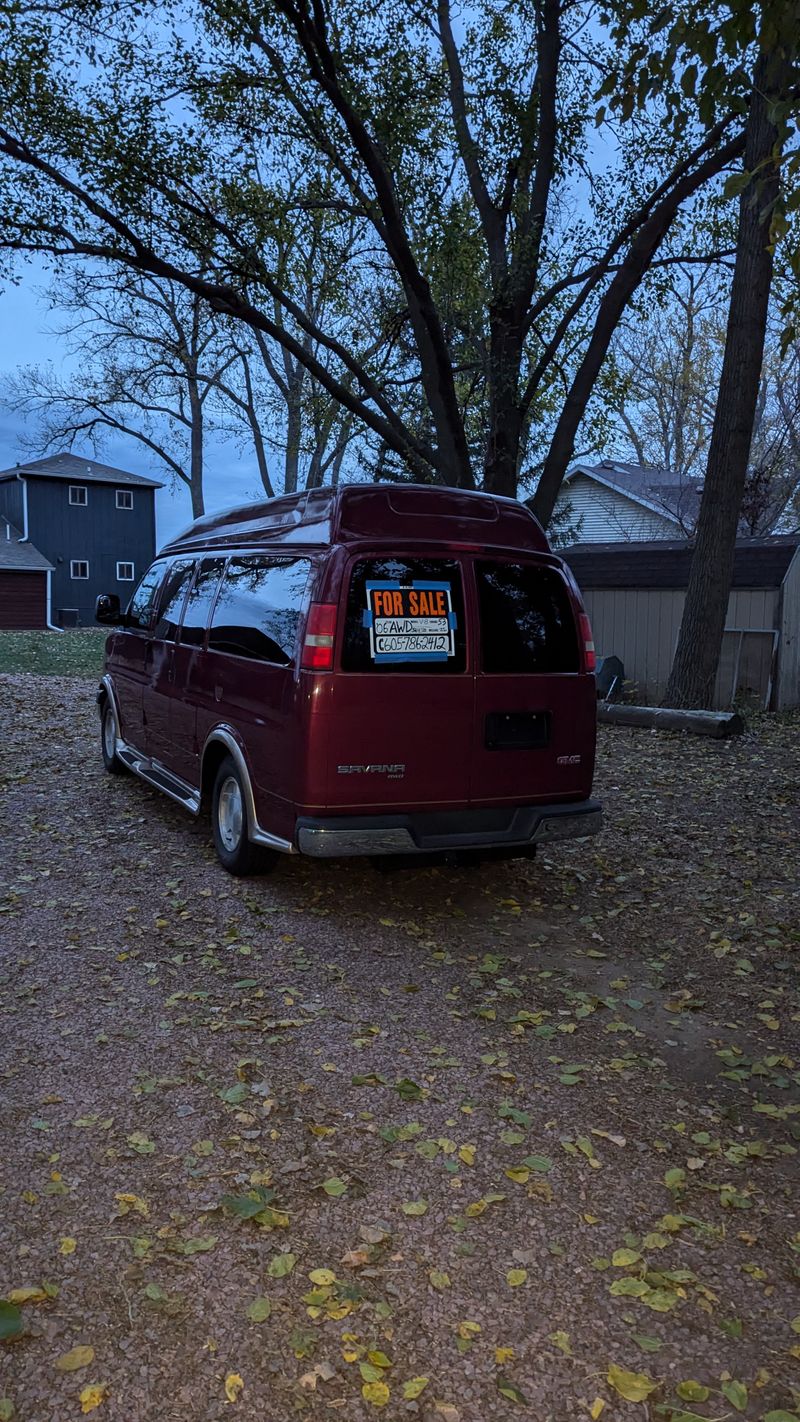 Picture 5/18 of a GMC AWD Savanna for sale in Arvada, Colorado