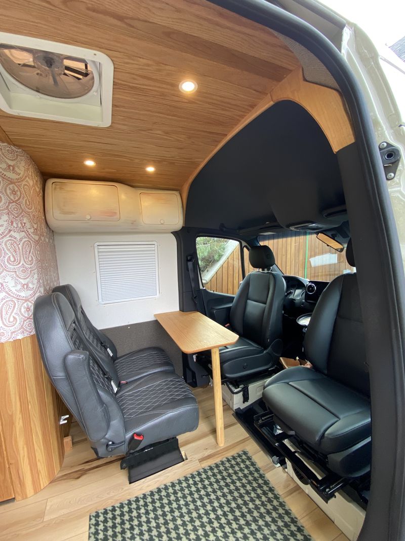 Picture 4/15 of a 2022 Custom 7-Seat Camper Van for sale in Staten Island, New York