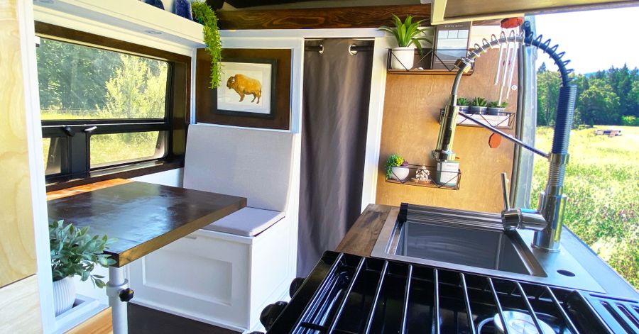 ☆Custom Camping Trailer　　　　　【1点物/特典会員限定】 eyJidWNrZXQiOiJ2YW5jYW1wIiwia2