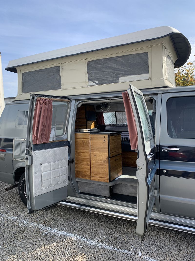 Picture 3/43 of a 1989 Ford E150 Sportsmobile Campervan with Penthouse Pop-Top for sale in Louisville, Kentucky