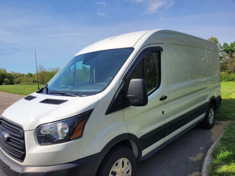 Picture 4/16 of a 19 Ford Transit 250 midroof for sale in Columbus, Ohio