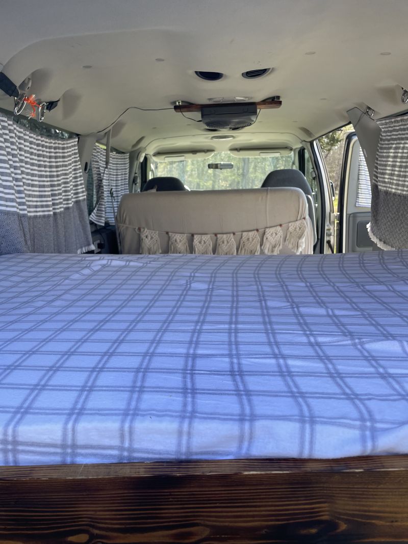 Picture 4/23 of a 2003 Ford E-350 XLT Superduty  for sale in Rutledge, Tennessee