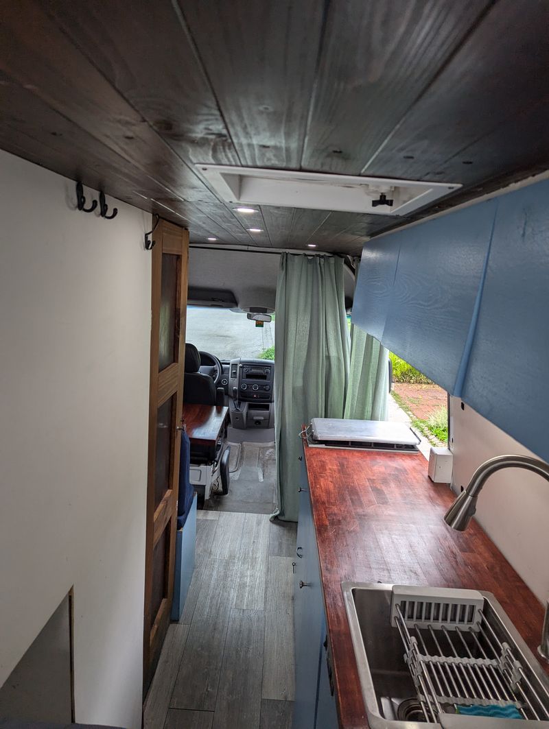 Picture 4/35 of a 2007 Sprinter Van for sale in Shepherdstown, West Virginia