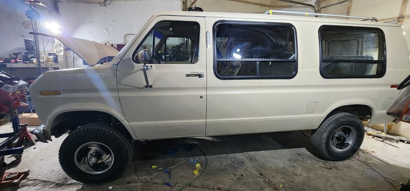 Picture 1/16 of a 1985 E150 4x4 Rig for sale in Great Falls, Montana