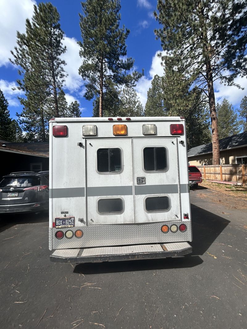 Picture 3/10 of a 1997 Ford E350 Converted Ambulance for sale in Rockville, Utah