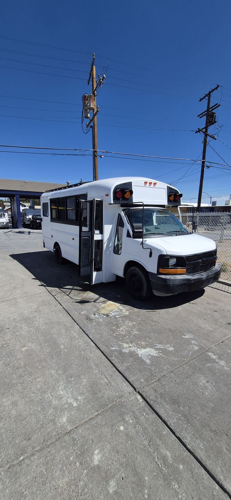 Picture 1/11 of a Thomas Bus 2011 for sale in Reno, Nevada