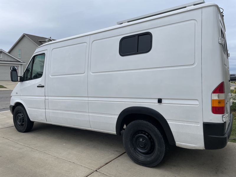 Picture 3/19 of a  2006 Freightliner Sprinter 2500 for sale in San Antonio, Texas