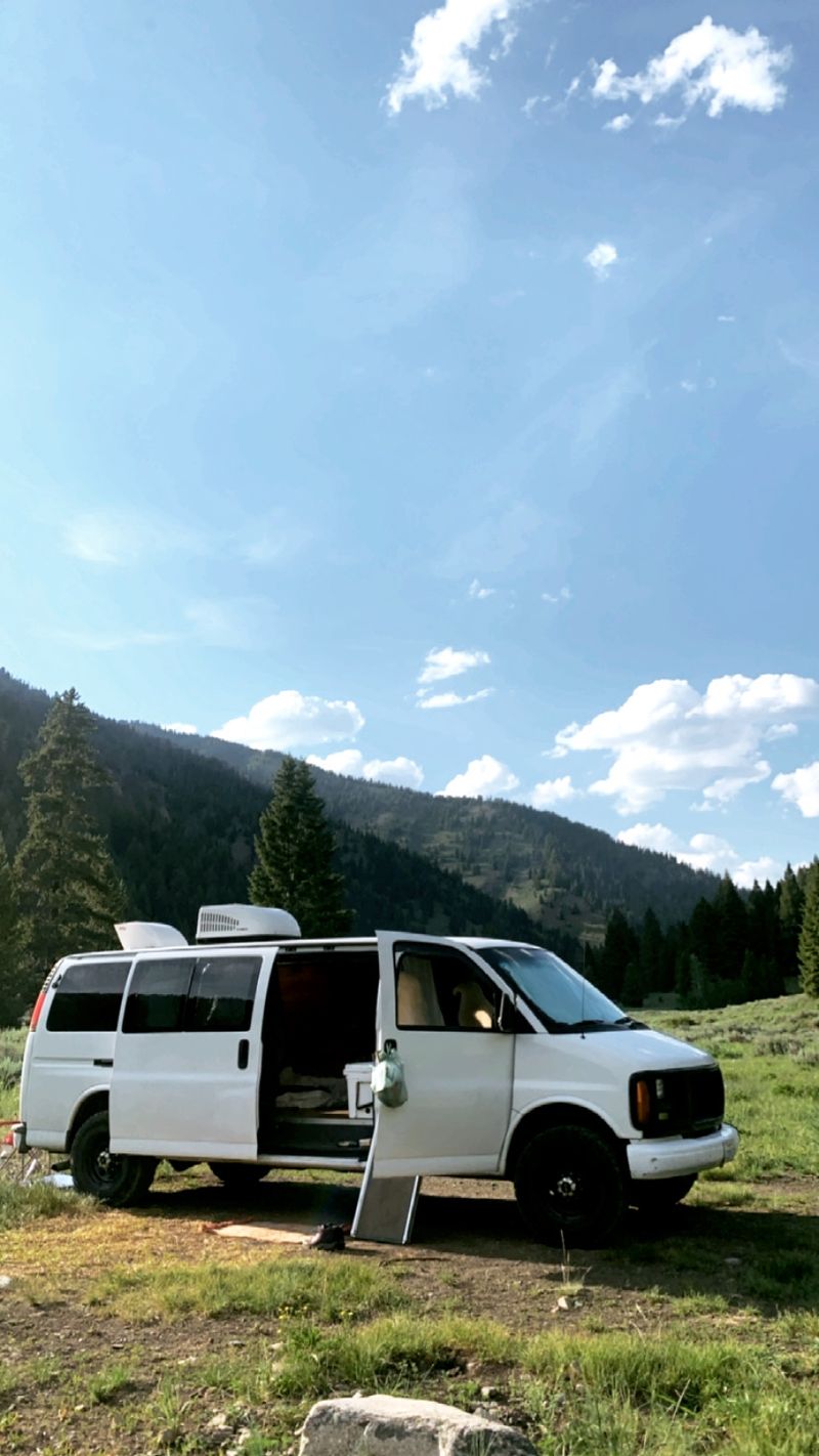 Picture 1/16 of a 1999 GMC Savana for sale in Asheville, North Carolina