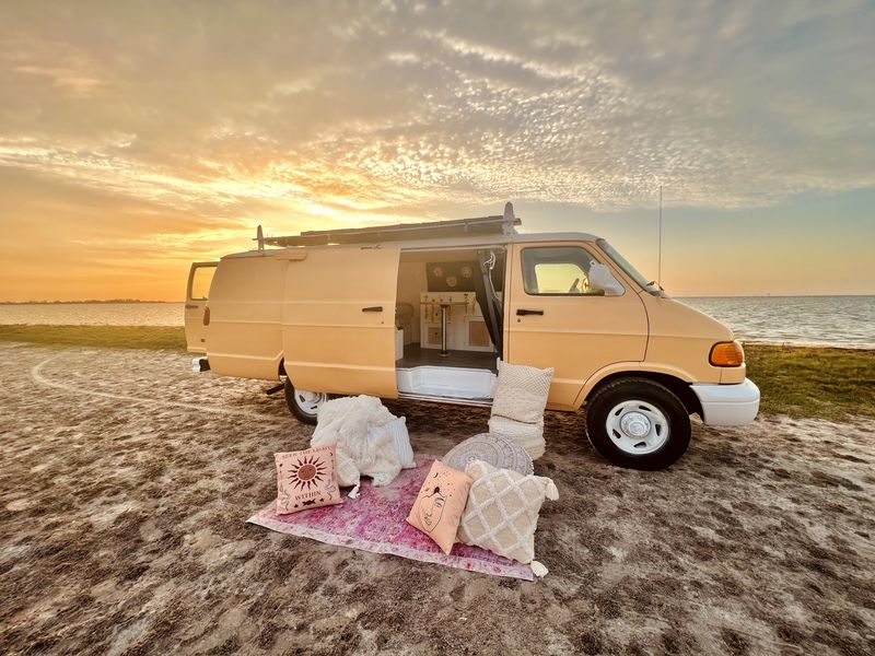 Picture 1/36 of a ☮️ ✨ Rooftop Deck - Retro Camper Van for sale in Saint Petersburg, Florida