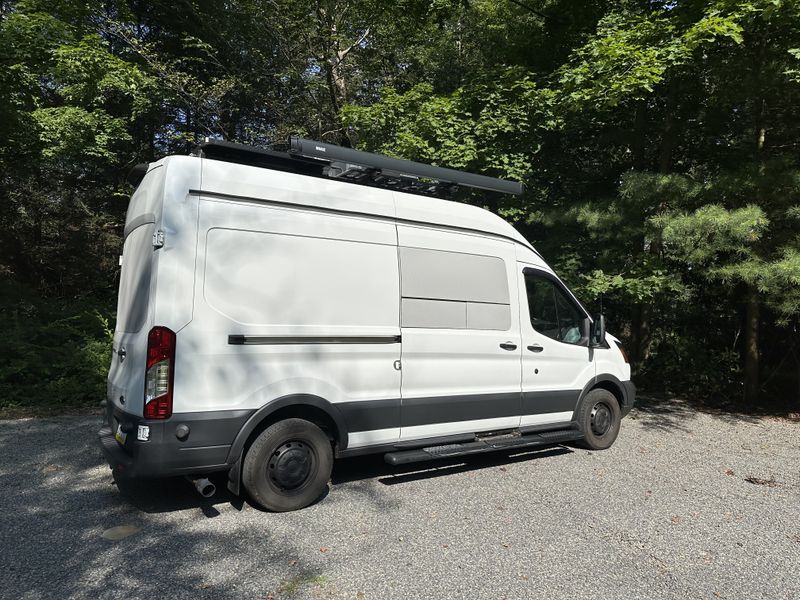 Picture 2/18 of a 2018 FORD TRANSIT 250 High Roof for sale in Eagles Mere, Pennsylvania