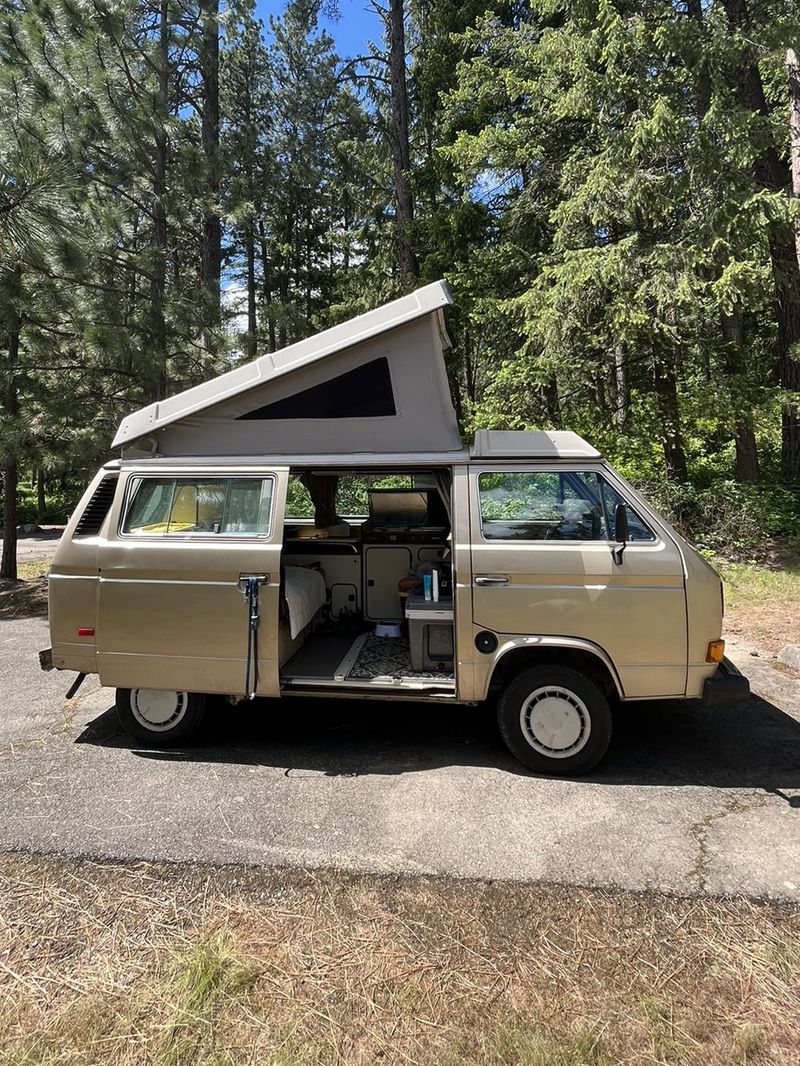 Picture 2/12 of a 1986 Vanagon Westfalia for sale in Tacoma, Washington