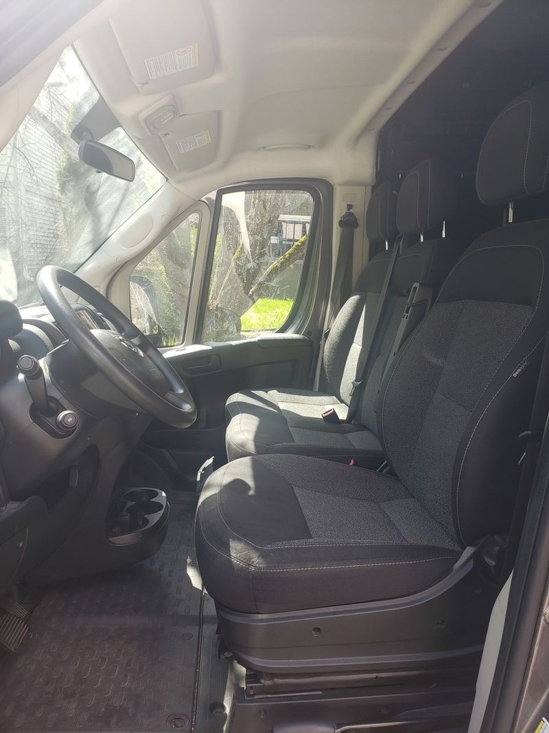 Picture 5/19 of a 2017 Ram ProMaster 1500 for sale in Littleton, Colorado