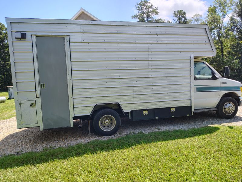 Picture 3/12 of a Custom rv on Ford e450 chassis for sale in Gordo, Alabama