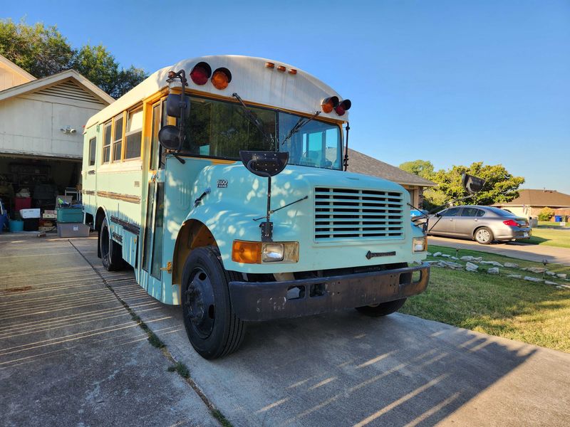 Picture 1/15 of a 1999 Thomas International Skoolie for sale in Carrollton, Texas