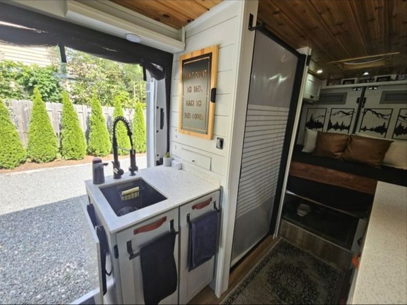 Picture 3/10 of a The Ultimate Off-Grid Campervan for sale in Salina, Kansas