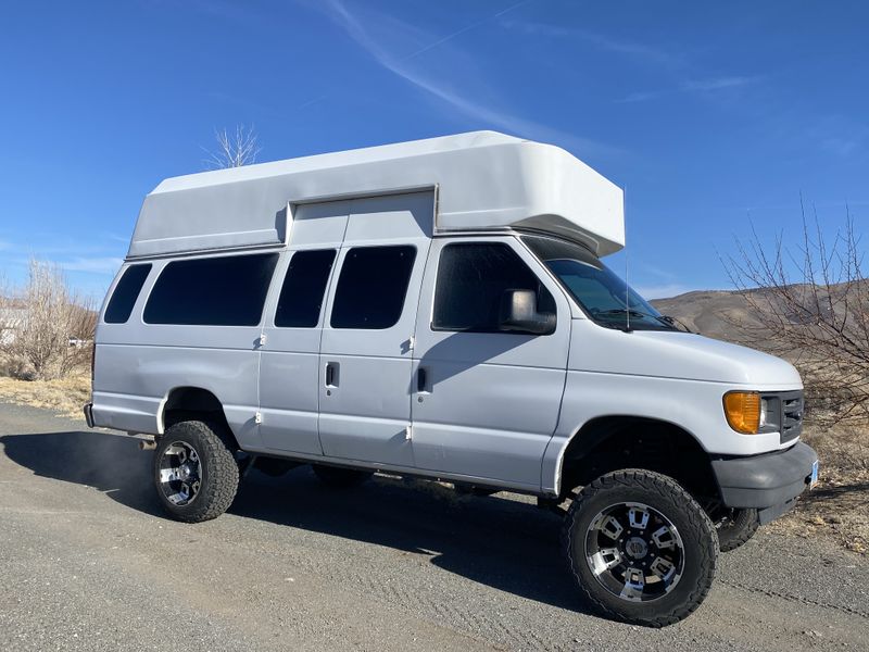 Picture 5/14 of a 2005 4x4 Ford Econoline E350 for sale in Reno, Nevada