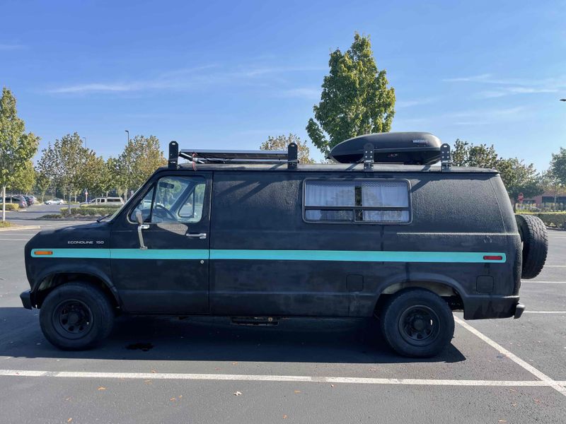 Picture 2/34 of a 1989 Ford Econoline E150 for sale in Vancouver, Washington