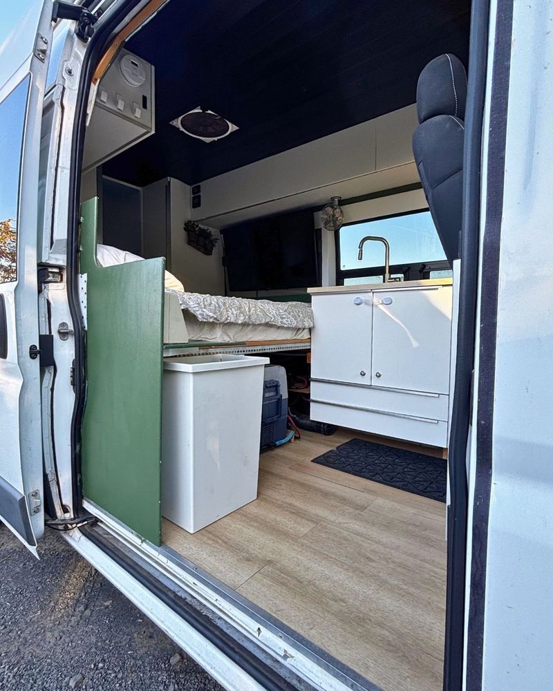 Picture 3/21 of a 2014 Promaster 159 High Roof Full Shower Tiny House Style for sale in Hood River, Oregon