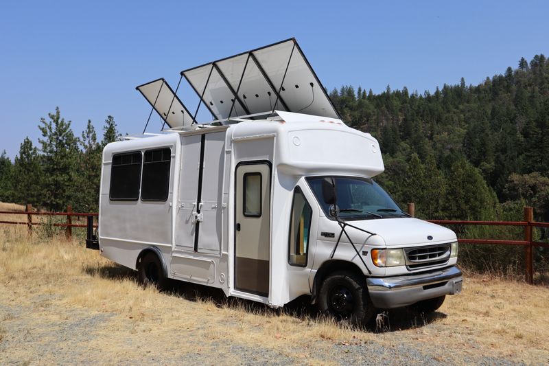 Picture 1/19 of a 2001 Ford E450 Off-grid Adventure Van for sale in Ashland, Oregon