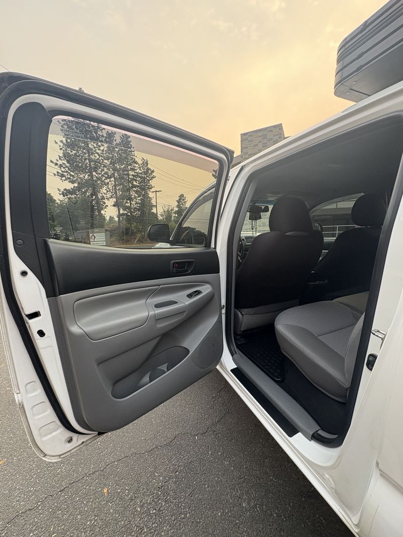 Picture 3/14 of a Toyota Tacoma Overland for sale in Spokane, Washington